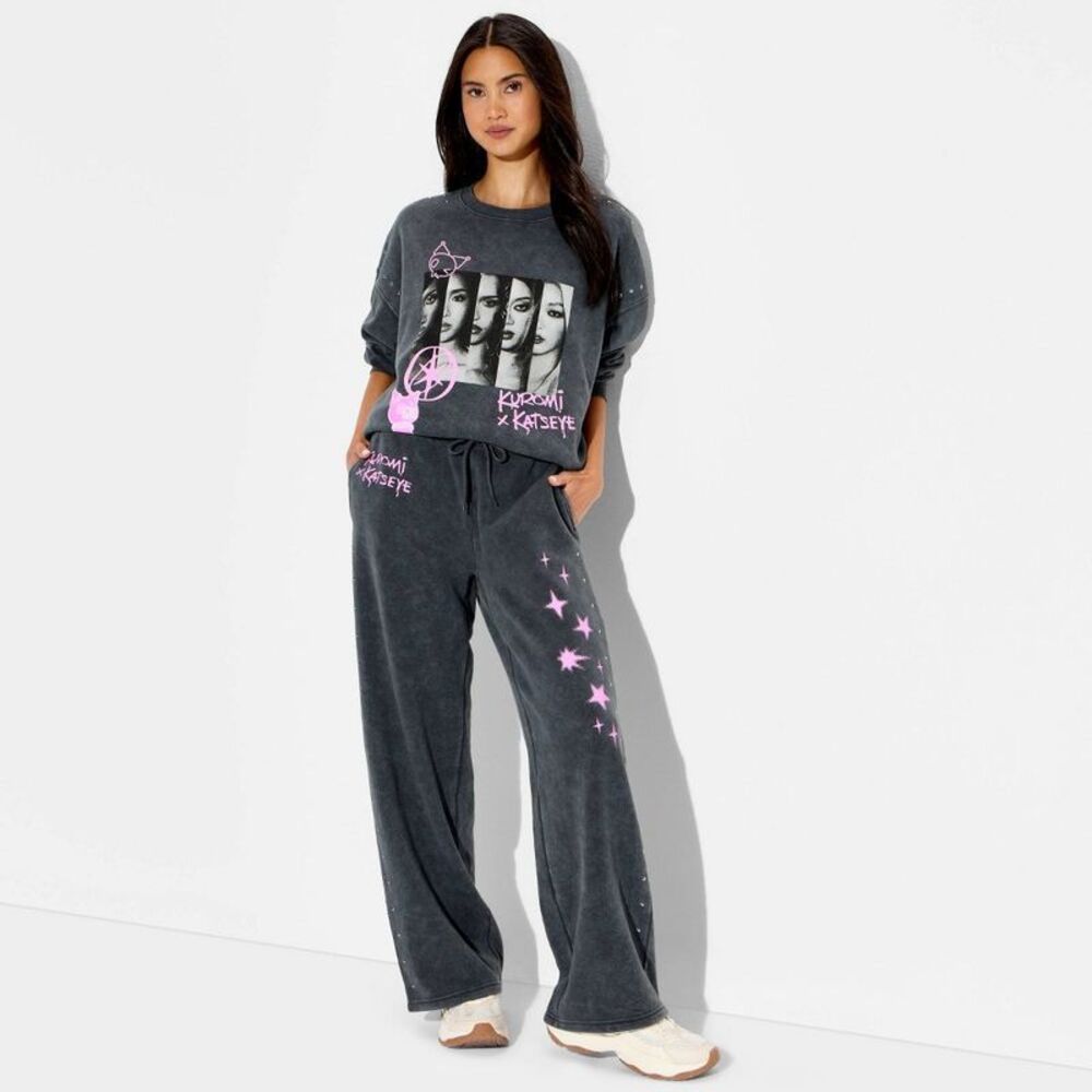 Women's Kuromi x Katseye Graphic Pull-On Pants - Black Wash XS